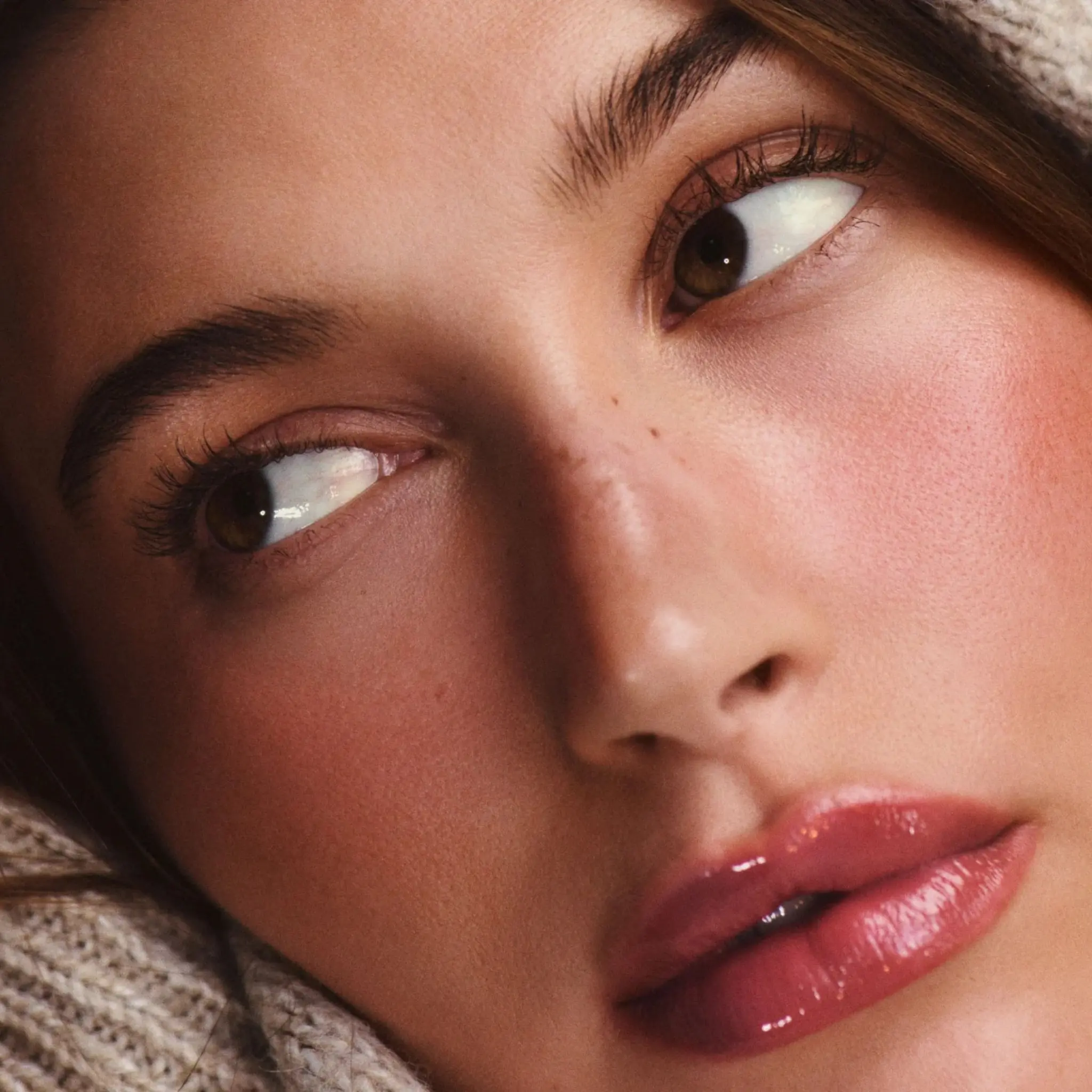 Кремовые румяна Rhode Pocket Blush Toasted Teddy / оттенок тедди rhode