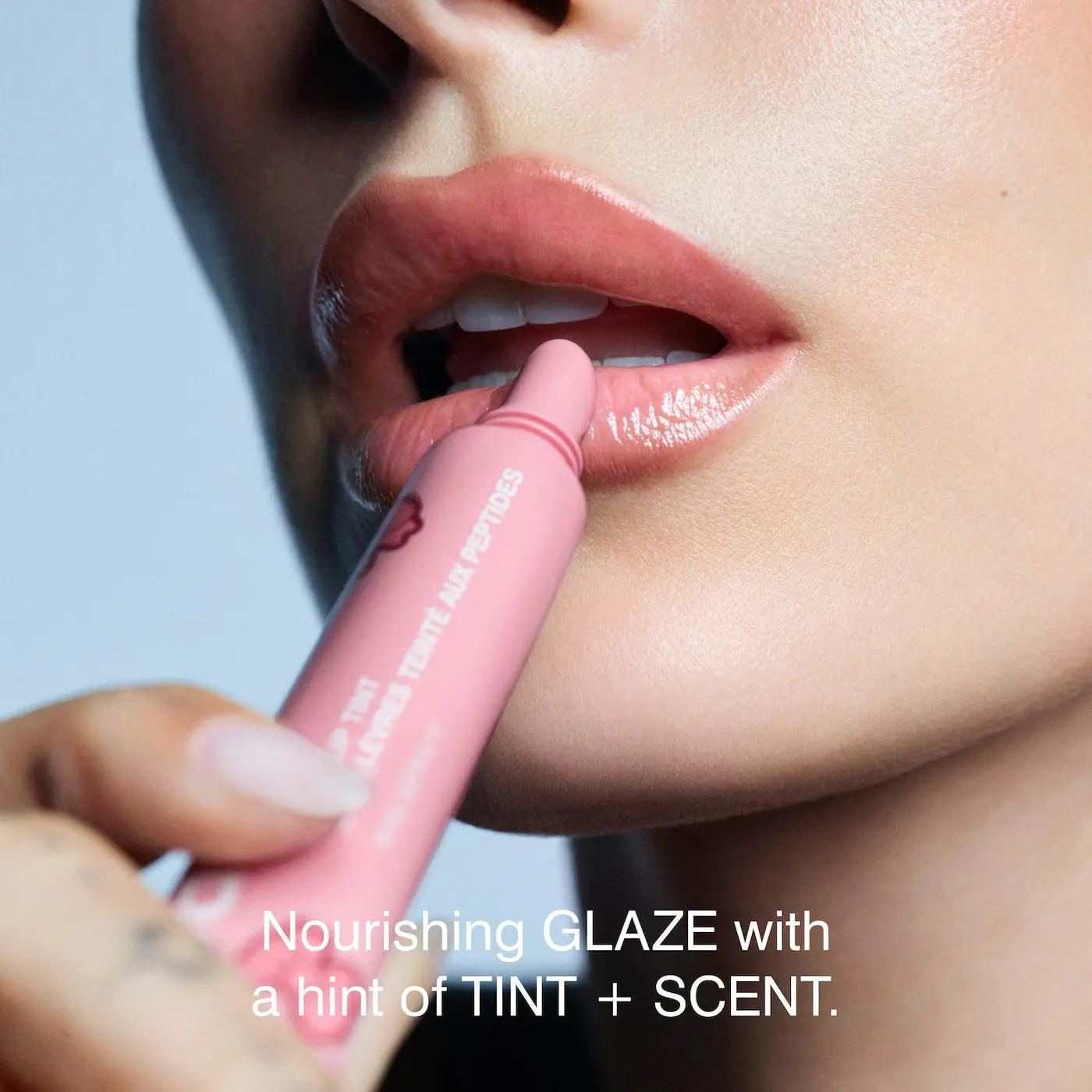 Блеск для губ / Limited Edition Scented Peptide Lip Tint Nourishing Glaze /  Ribbon rhode