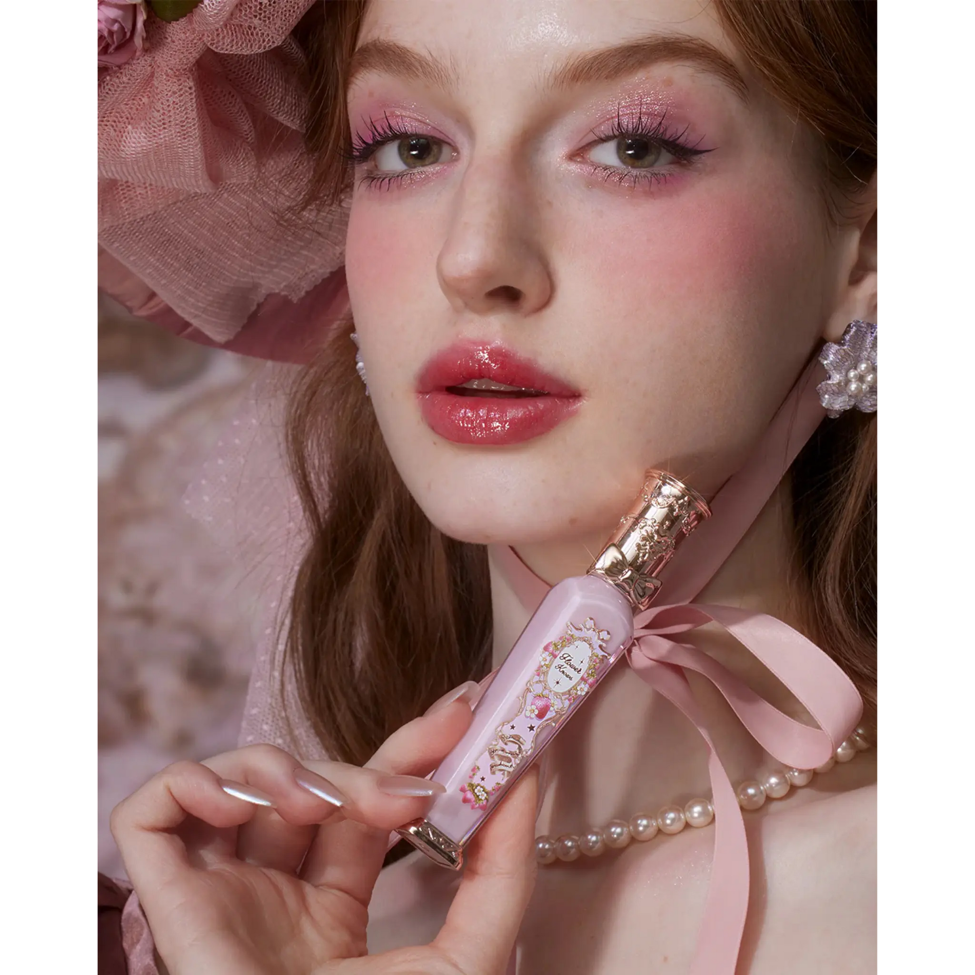 Блеск для губ - Violet Strawberry Rococo Glowy Lip Gloss / G02 Raspberry Booze Findy Uzbekistan