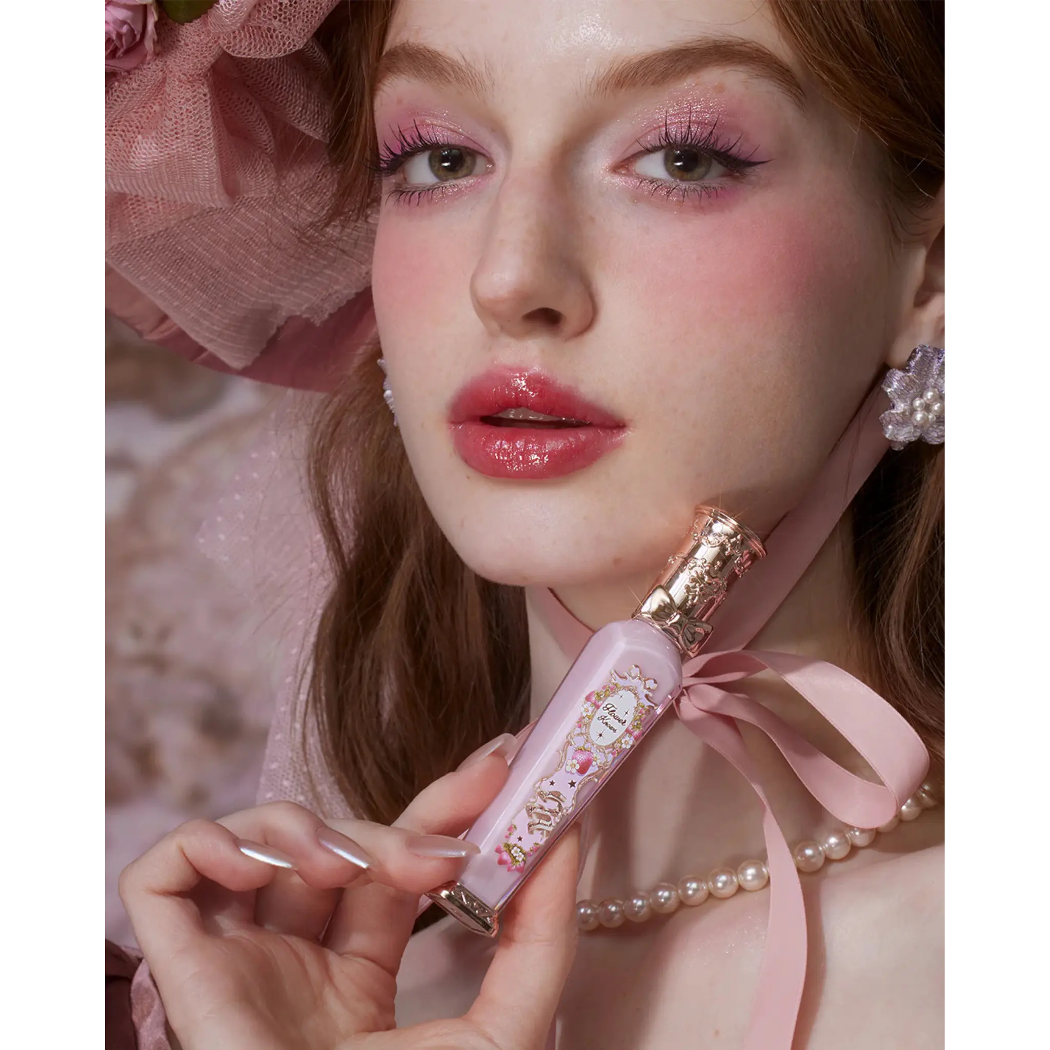 Блеск для губ - Violet Strawberry Rococo Glowy Lip Gloss / G02 Raspberry Booze Findy Uzbekistan