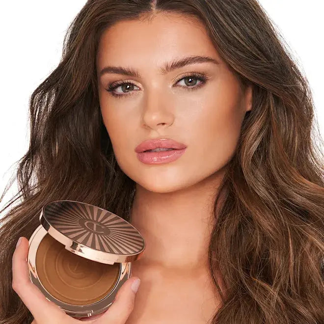 Бронзер Charlotte Tilbury Beautiful Skin Sun-Kissed Glow Bronzer / 2 Medium Findy Uzbekistan