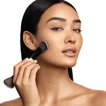 Двухсторонняя кисть / MAKEUP BY MARIO F4 Dual-Ended Foundation and Face Brush MAKE UP BY MARIO