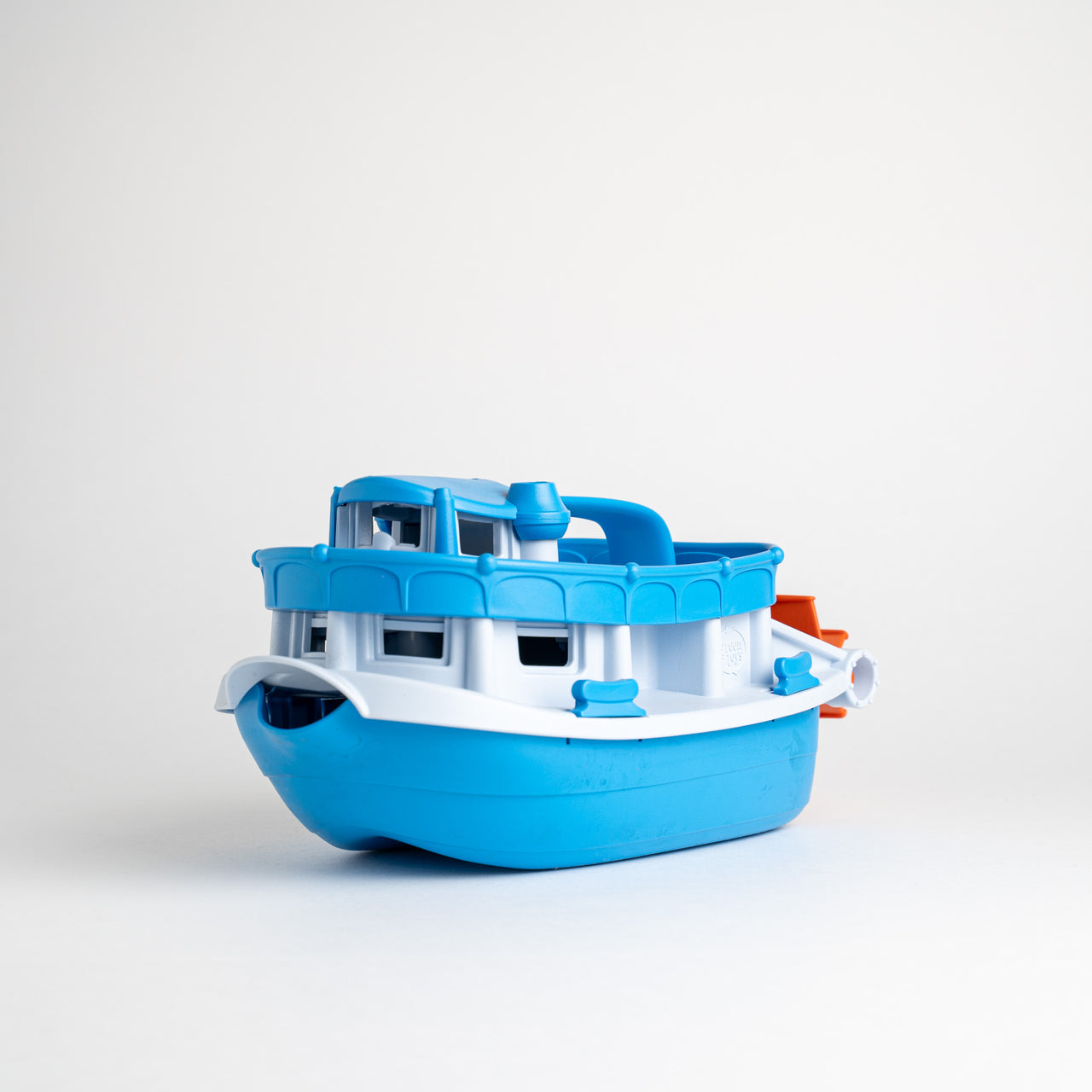 Green Toys Paddle Boat, Floating Pouring Vehicle. No BPA, phthalates, PVC. Dishwasher Safe, Recycled Plastic