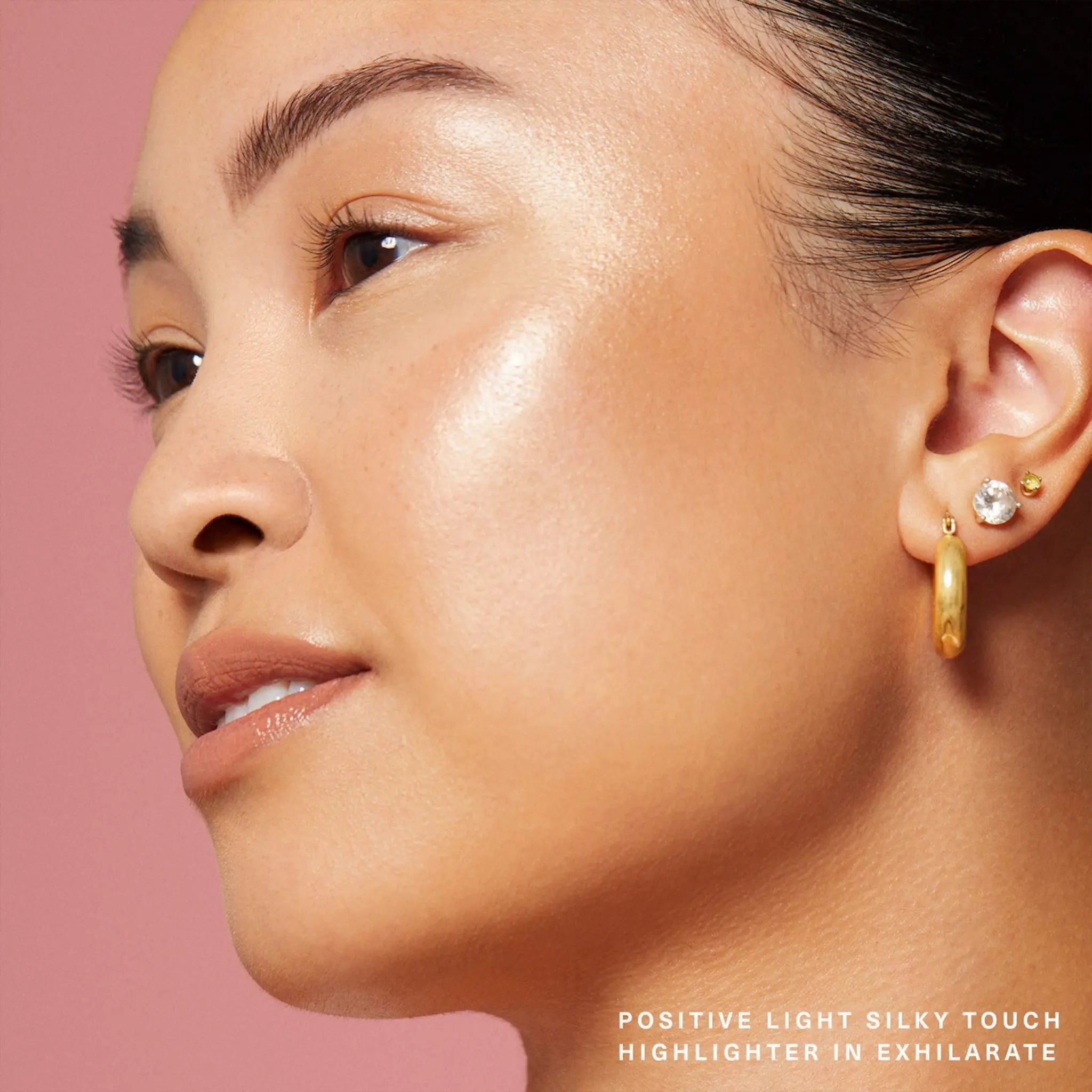 Хайлайтер Rare Beauty - Positive Light Silky Touch / Exhilarate Findy Uzbekistan