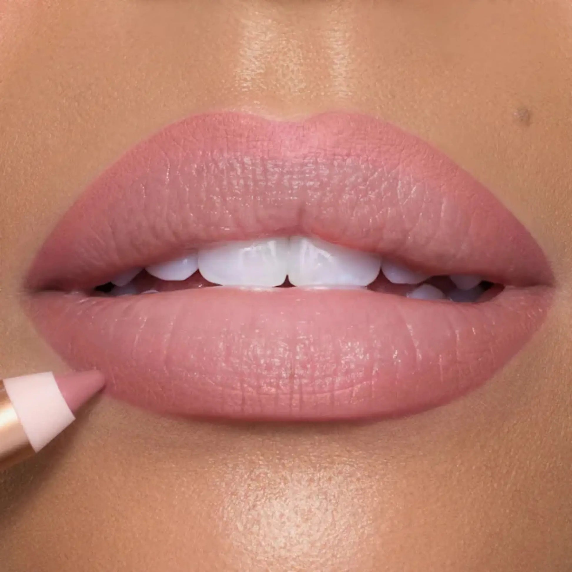 Карандаш для губ Charlotte Tilbury — Lip Cheat / Pillow Talk Findy Uzbekistan