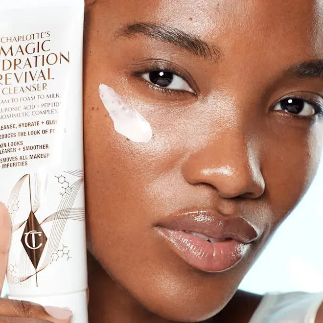 Очищающее средство Charlotte Tilbury Hydration Revival Cleanser / 120 мл Charlotte Tilbury