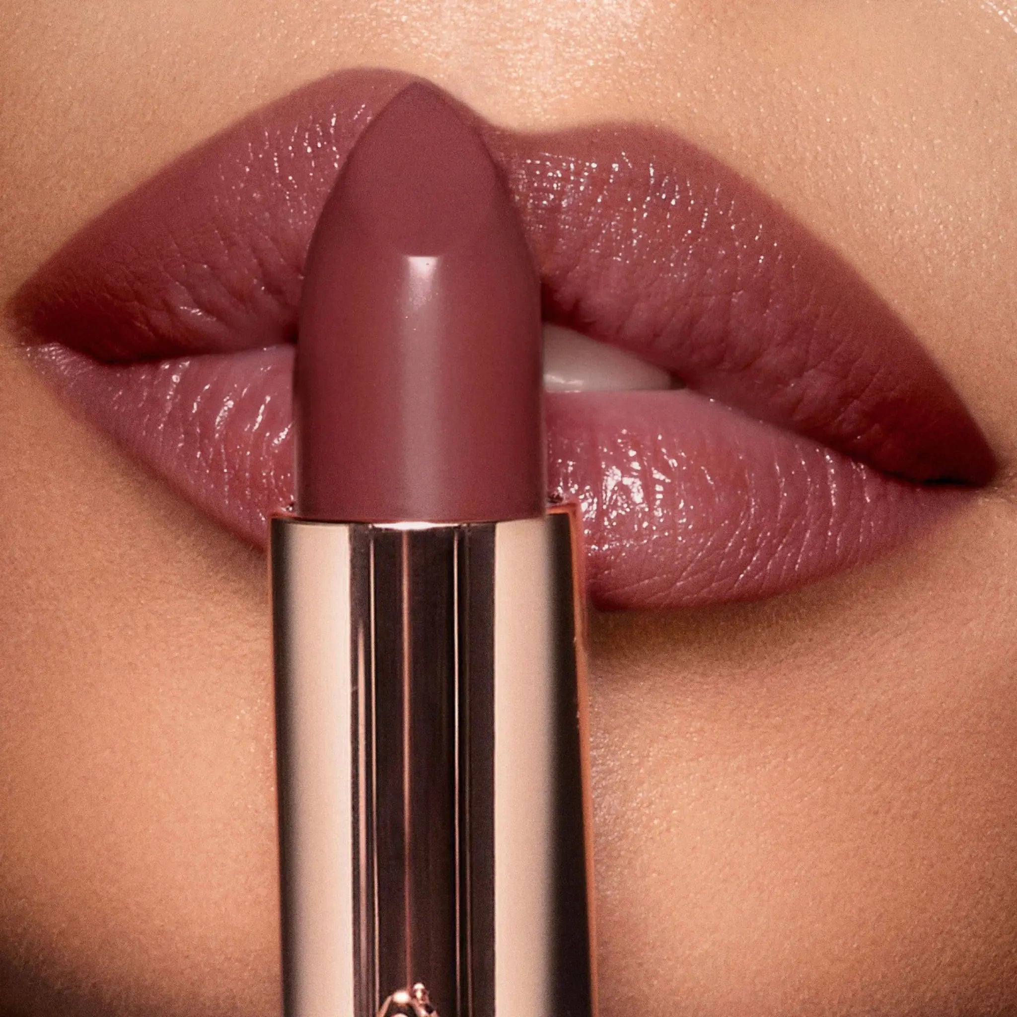 Набор для губ - Charlotte Tilbury Mini Pillow Talk Lipstick & Liner Set / Pillow Talk Deep Findy Uzbekistan