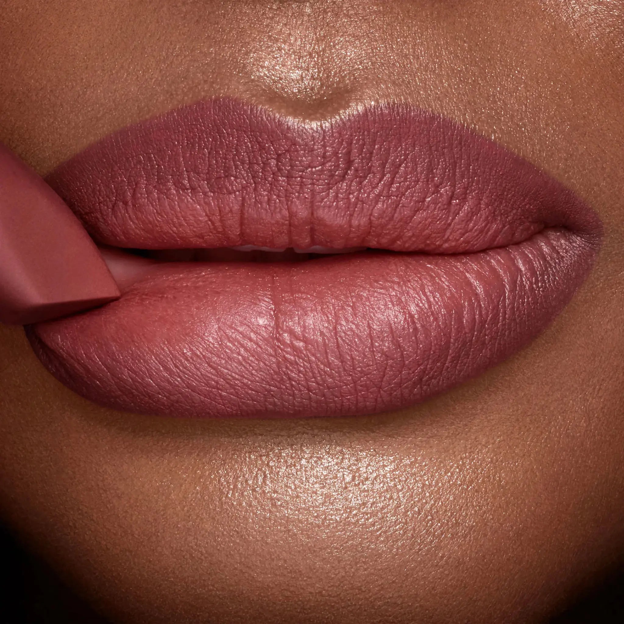 Набор для губ - Charlotte Tilbury Mini Pillow Talk Lipstick & Liner Set / Pillow Talk Medium Findy Uzbekistan