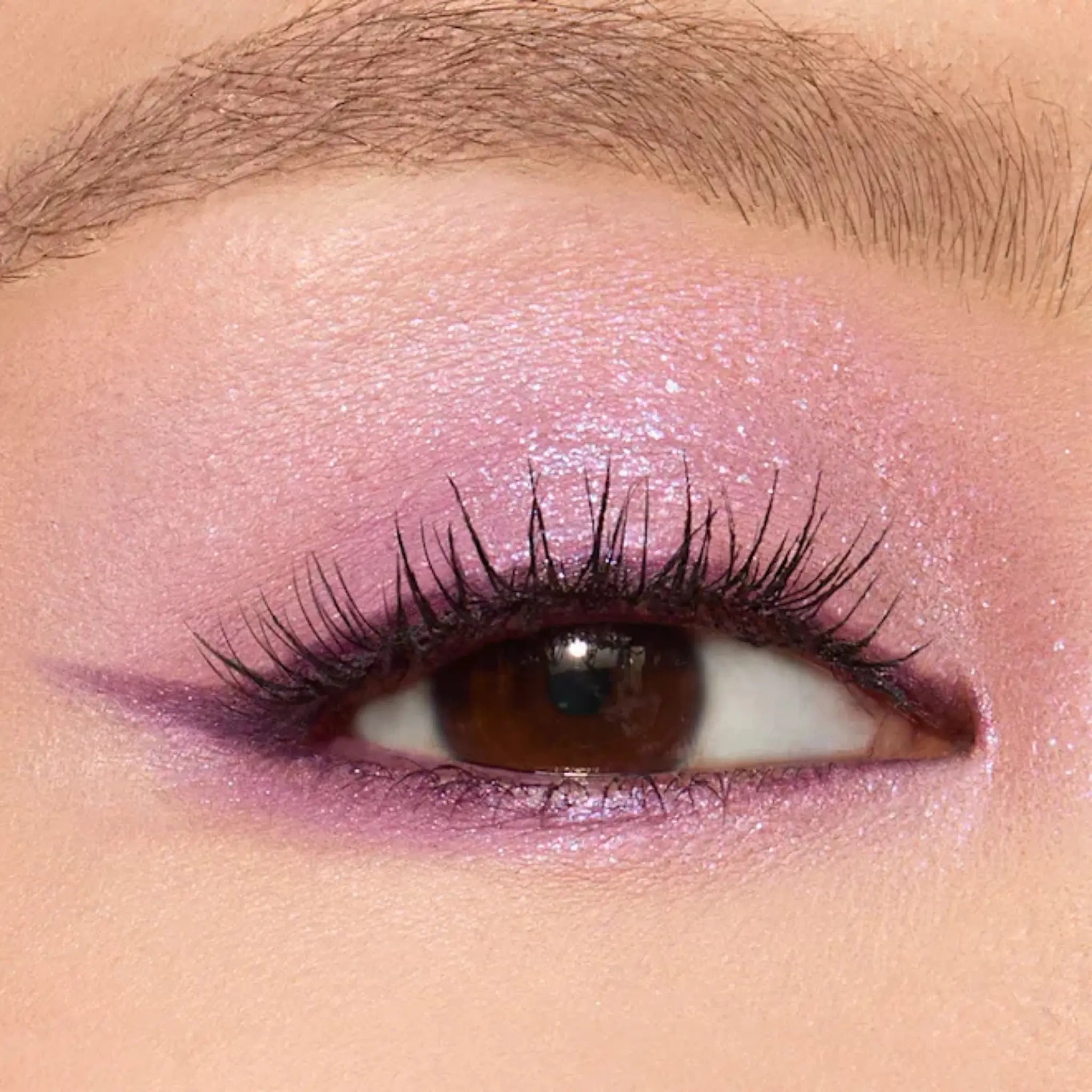 Палетка теней Charlotte Tilbury Eye Trends — Digital Lilac Findy Uzbekistan