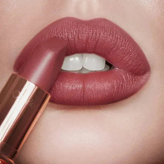 Помада Charlotte Tilbury Matte Revolution / Pillow Talk Medium Findy Uzbekistan