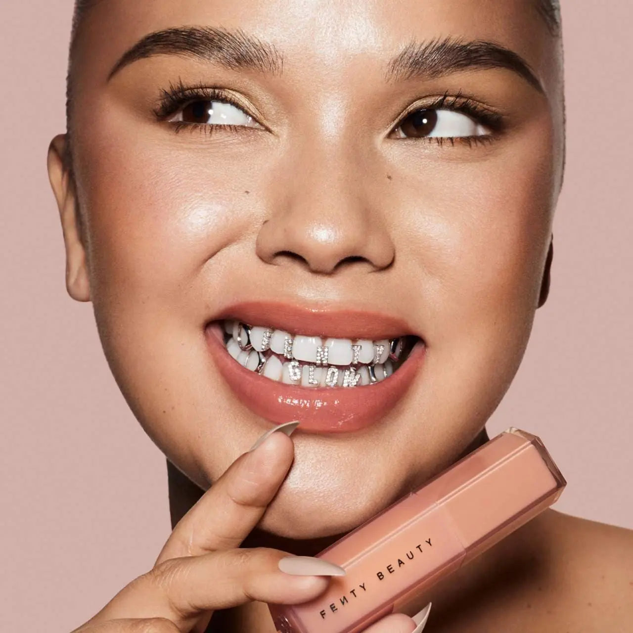 Помада Fenty Beauty Gloss Bomb High-Shine Stick / Fenty Glow Findy Uzbekistan