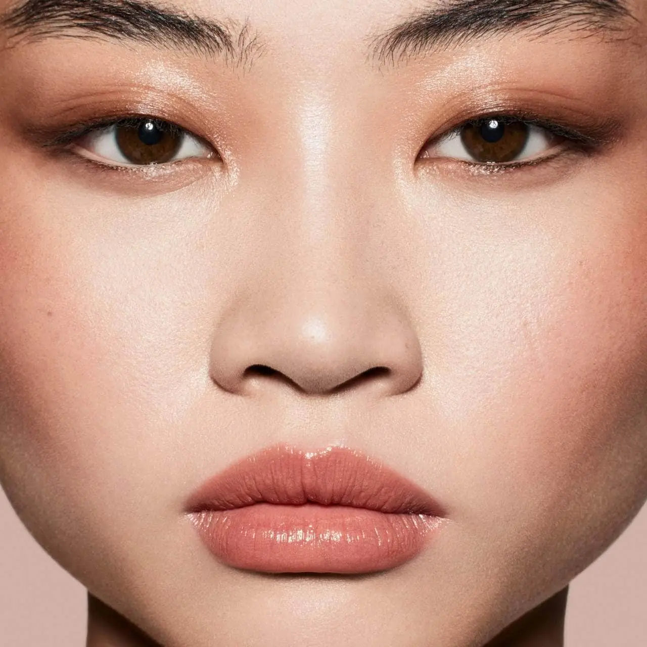 Помада Fenty Beauty Gloss Bomb High-Shine Stick / Fenty Glow Findy Uzbekistan
