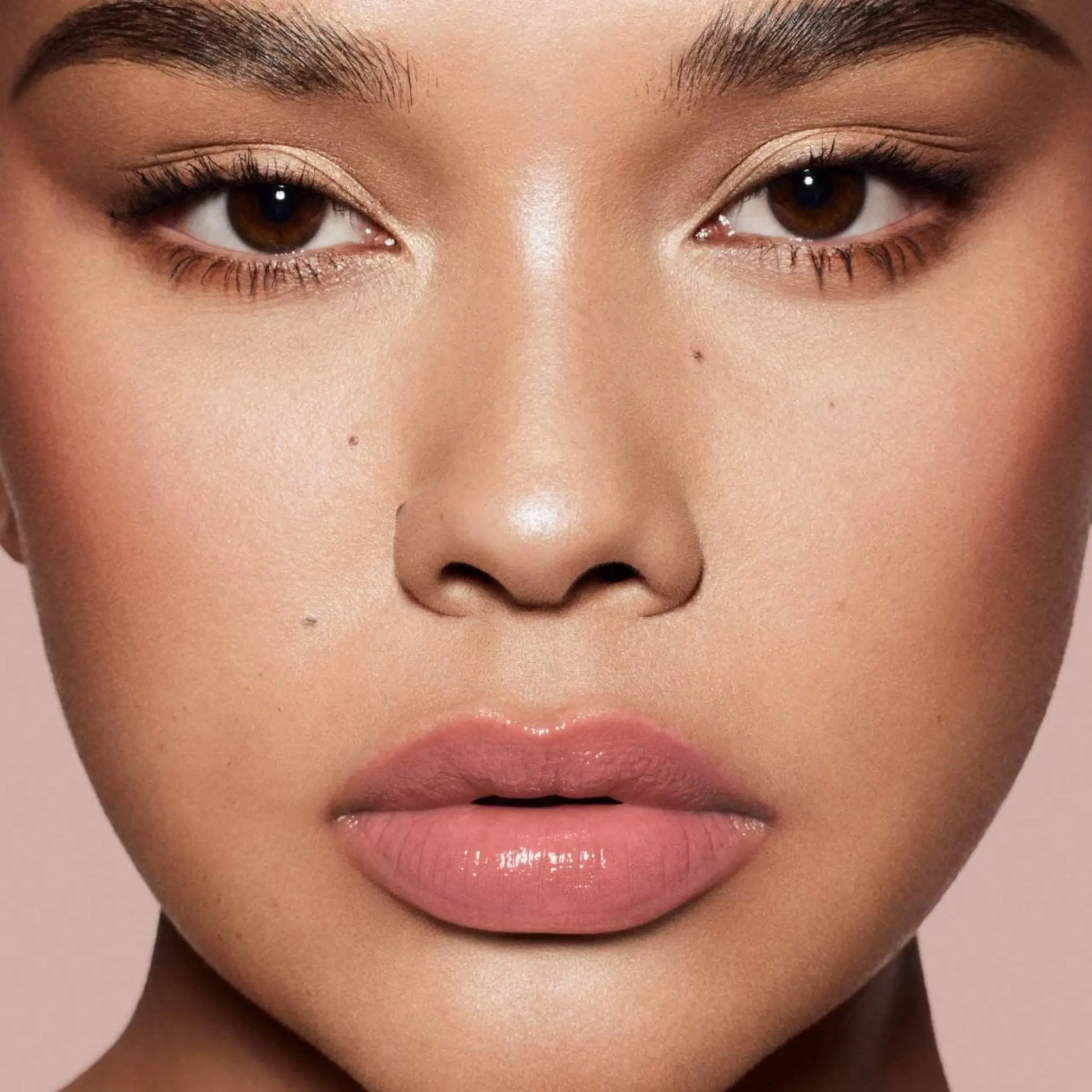 Помада Fenty Beauty — Gloss Bomb High-Shine Stick / Is it Fu$$y Findy Uzbekistan