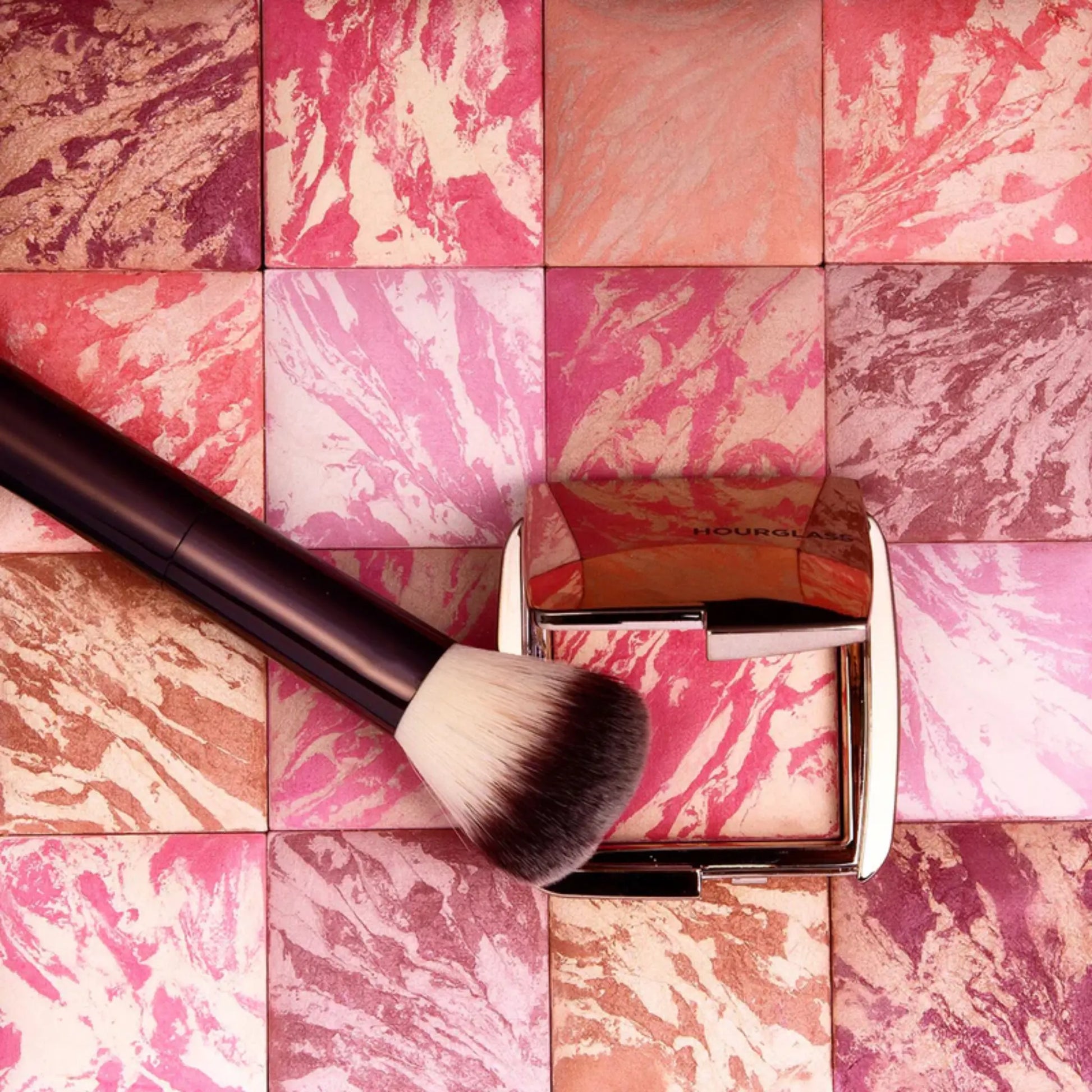 Румяна / Hourglass Ambient Lighting Blush / Luminous Flush Hourglass