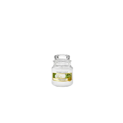 Свеча Yankee Candle - Small Jar / Camellia Blossom Findy Uzbekistan