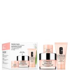 Clinique Hydrate + Glow Skincare Set