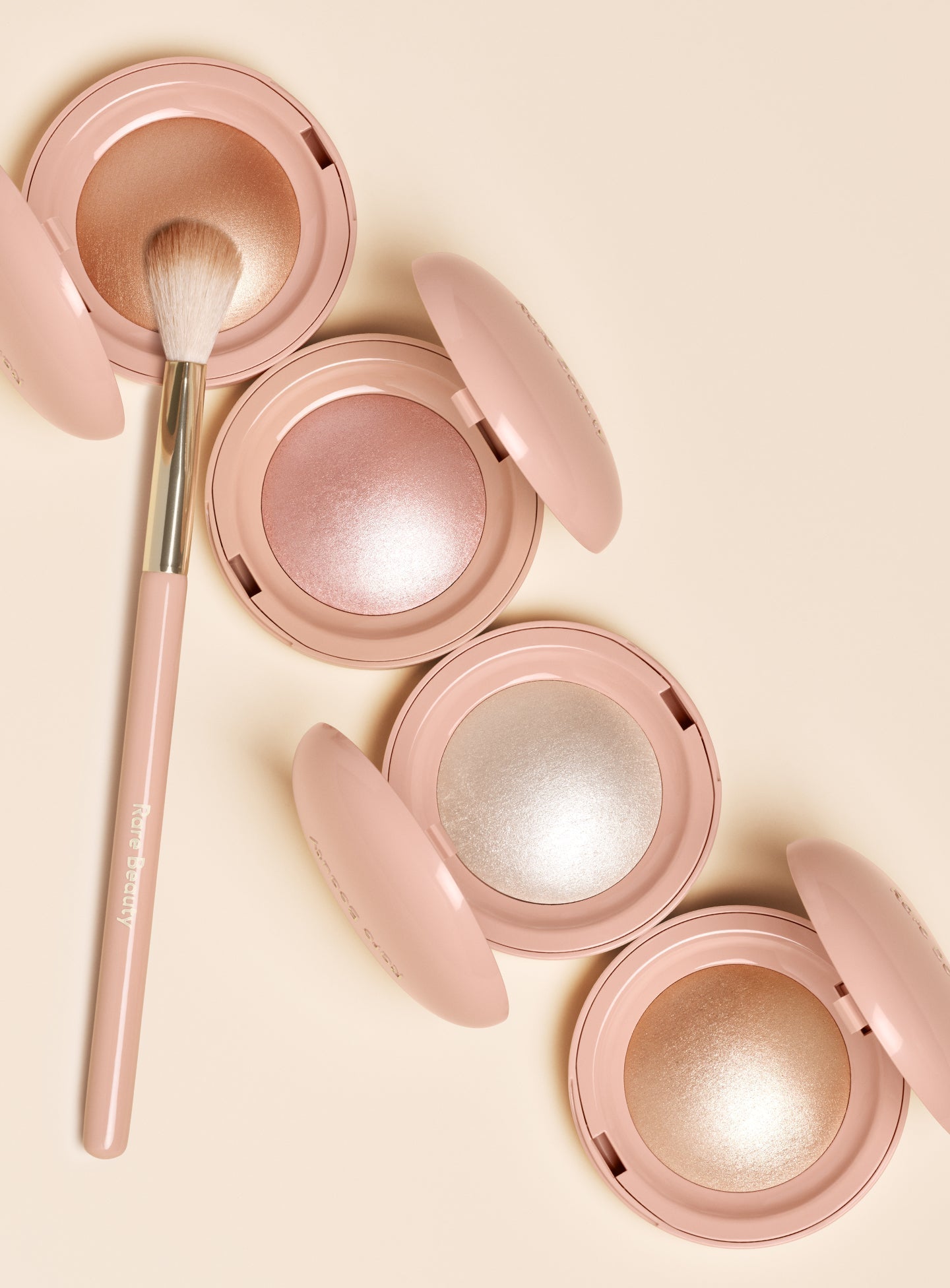 Хайлайтер Rare Beauty Positive Light Silky Touch Rare Beauty