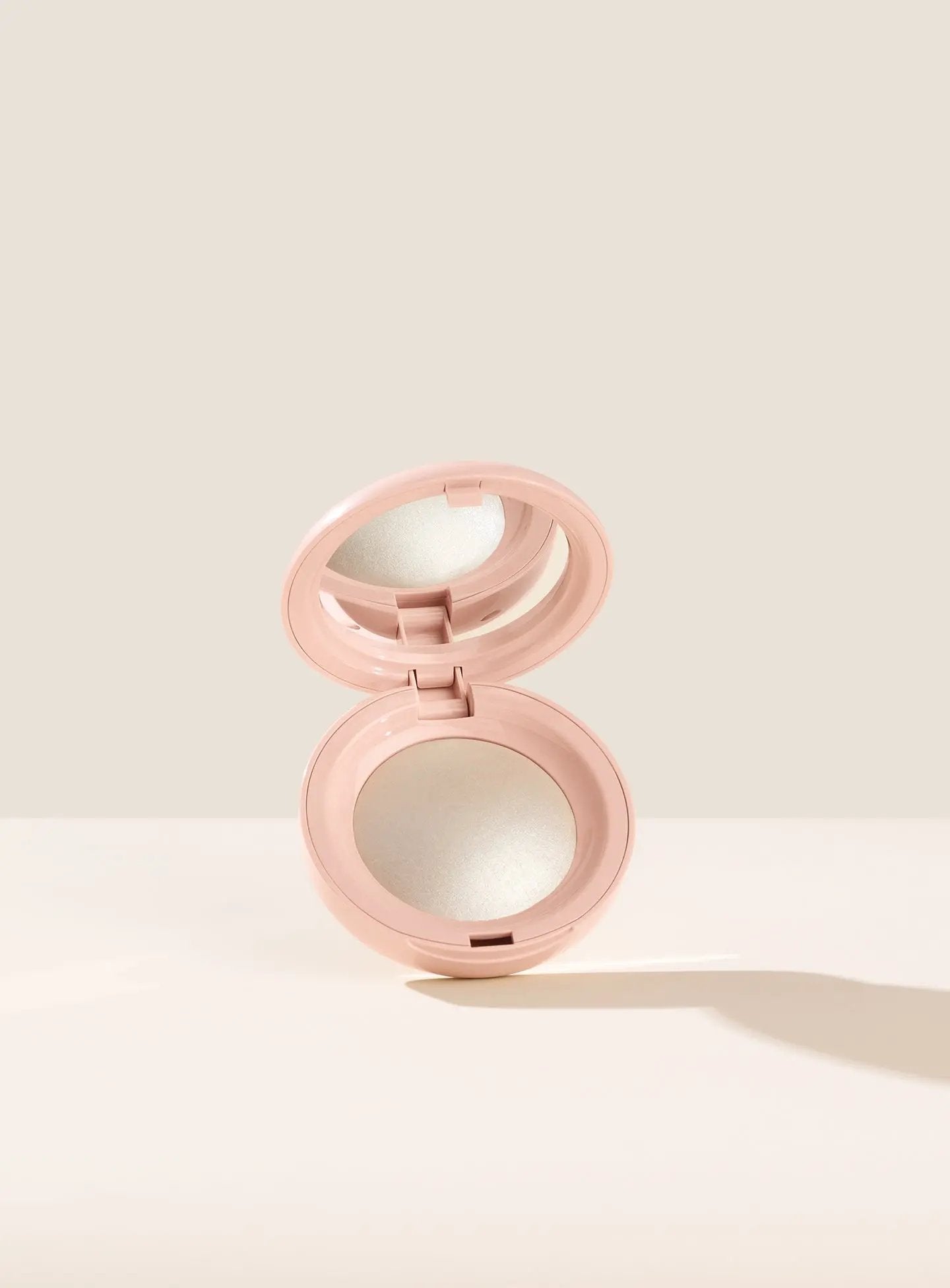 Хайлайтер Rare Beauty Positive Light Silky Touch Rare Beauty