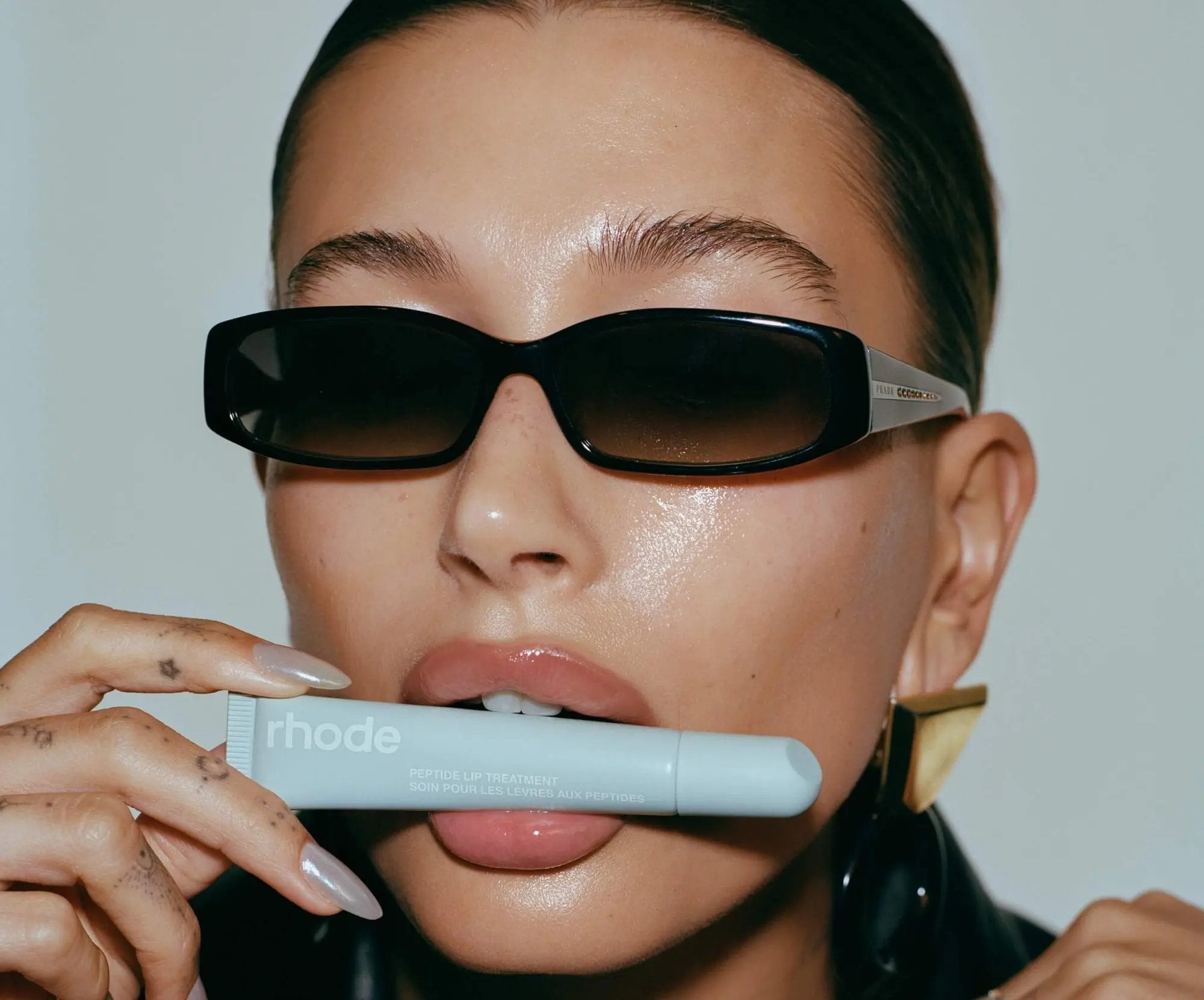 Бальзам для губ от Rhode / The Peptide Lip treatments rhode